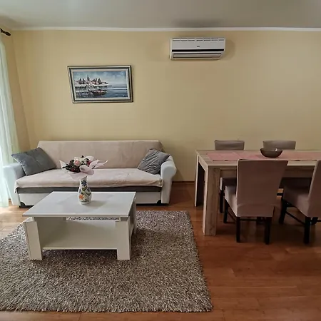 Apartment Lucic Porec Exterior photo